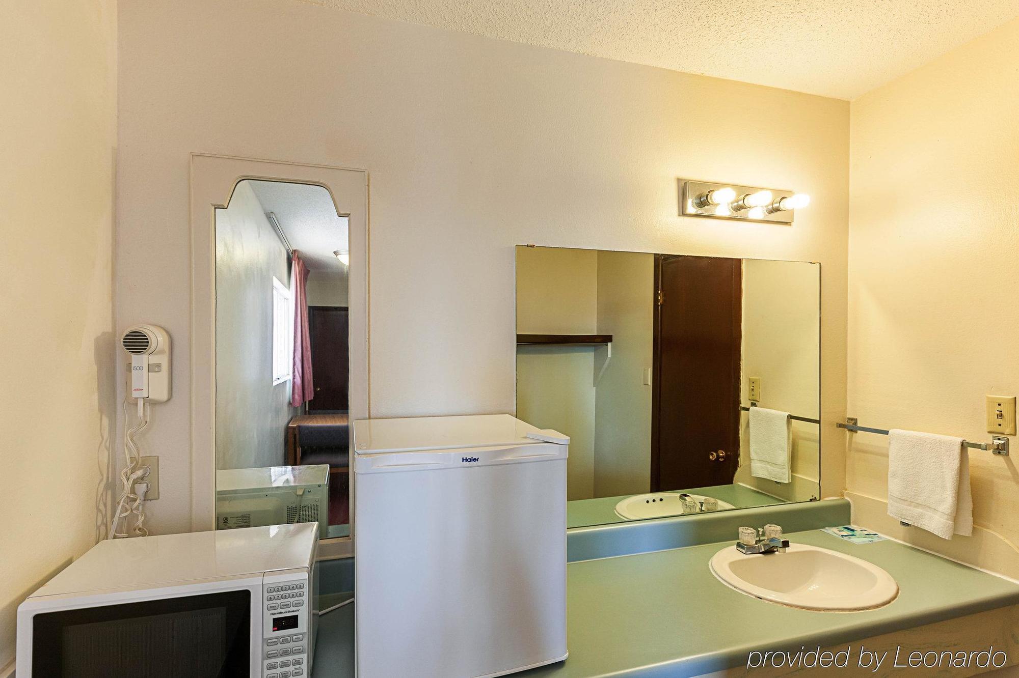 Hotel 6-childress, Tx
