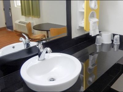 Hotel 6-childress, Tx 2*